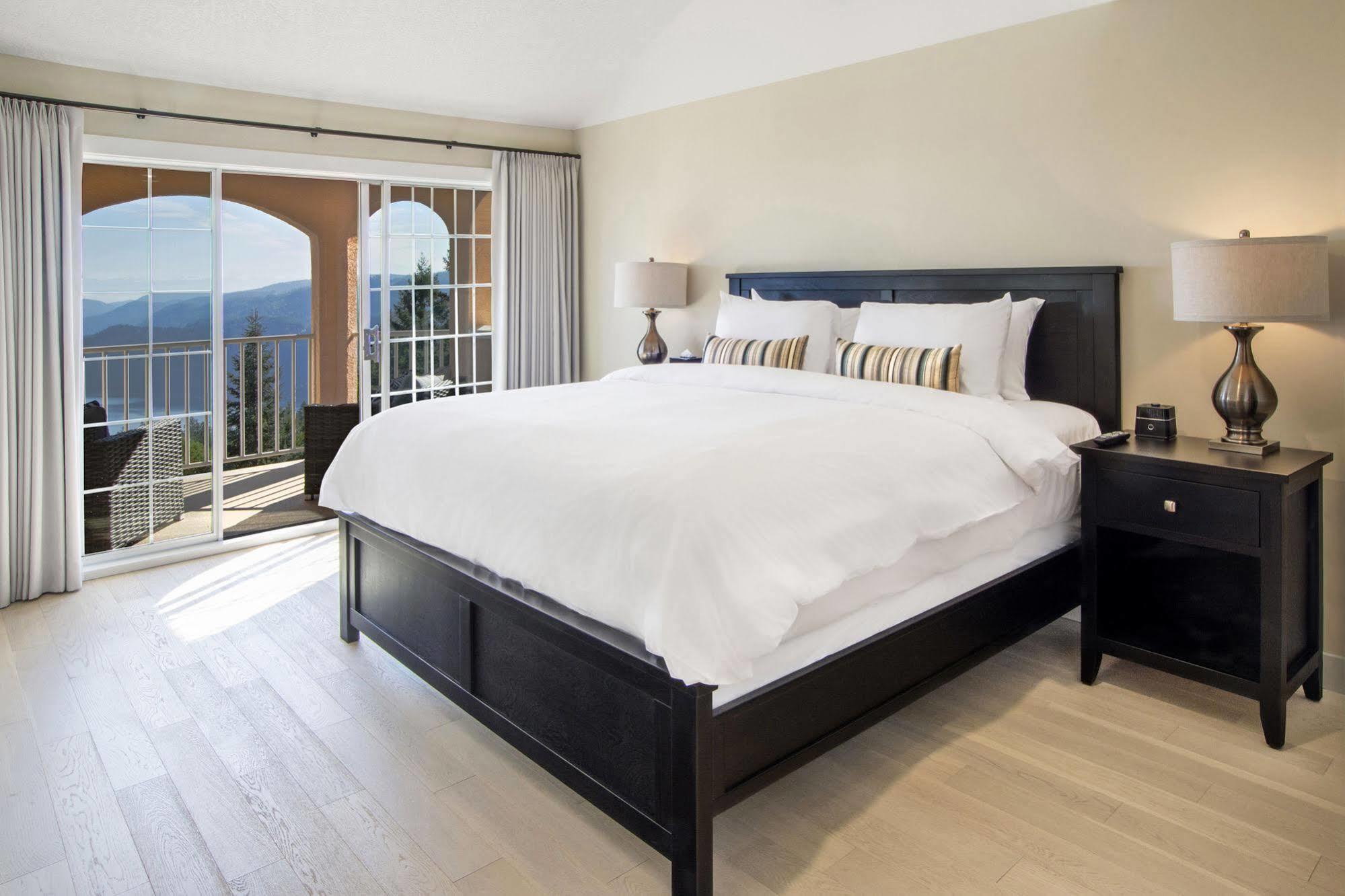 Villa Eyrie Resort Malahat Εξωτερικό φωτογραφία