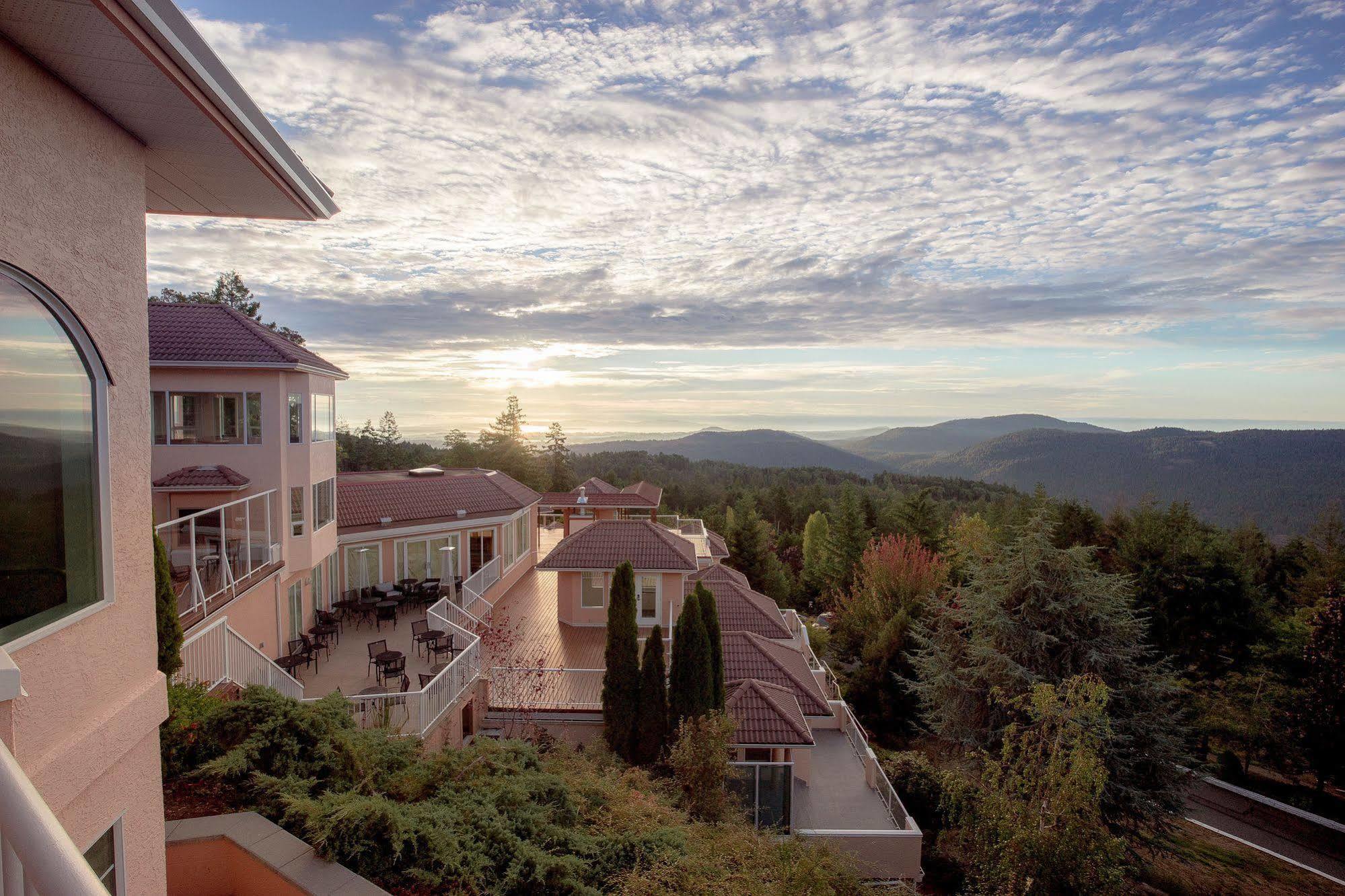 Villa Eyrie Resort Malahat Εξωτερικό φωτογραφία